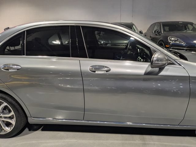 Used 2017 Mercedes-Benz C 300 4MATIC Sedan image 10