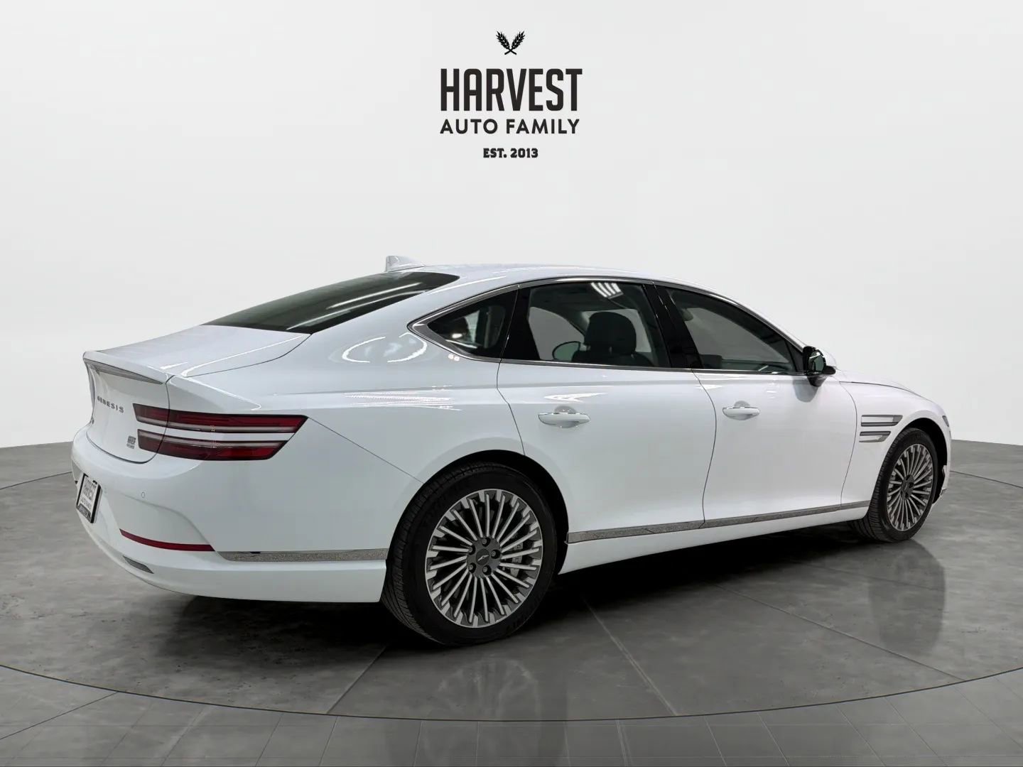 Used 2024 Genesis G80 image 7