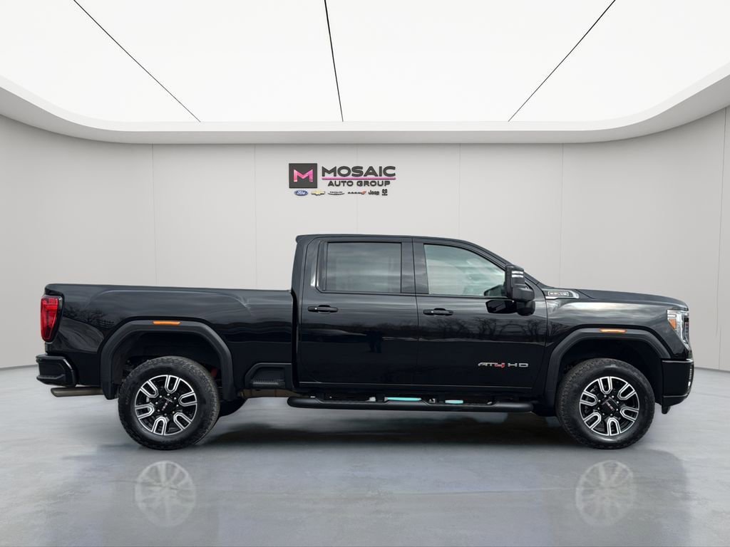 Used 2023 GMC Sierra 3500 AT4 w/ Gooseneck/5TH Wheel Package image 2