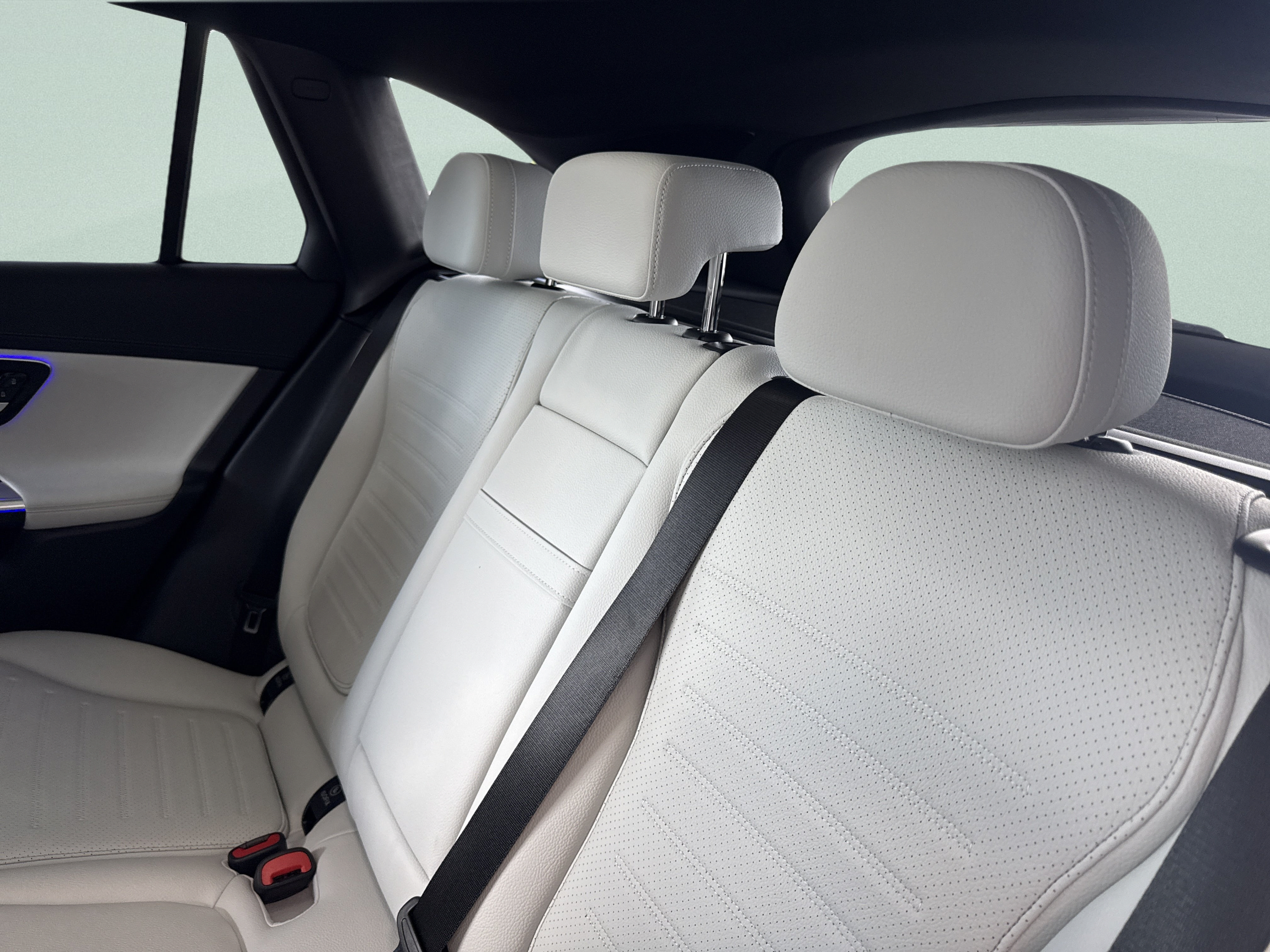 New 2027 Mercedes-Benz GLC 300 image 31