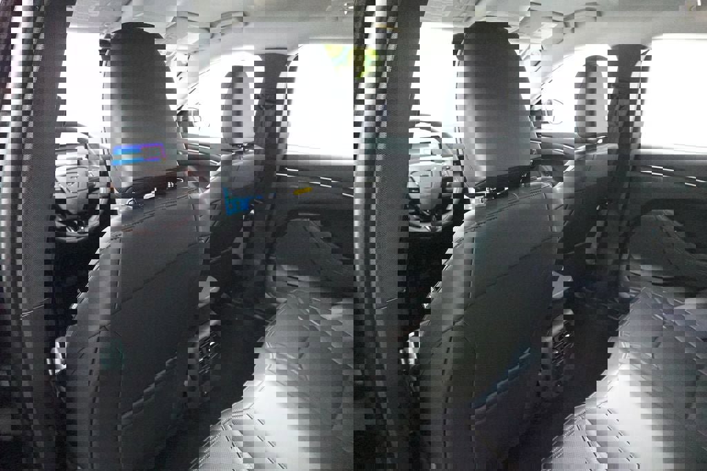 Certified 2025 Ford Mustang Mach-E Premium image 25