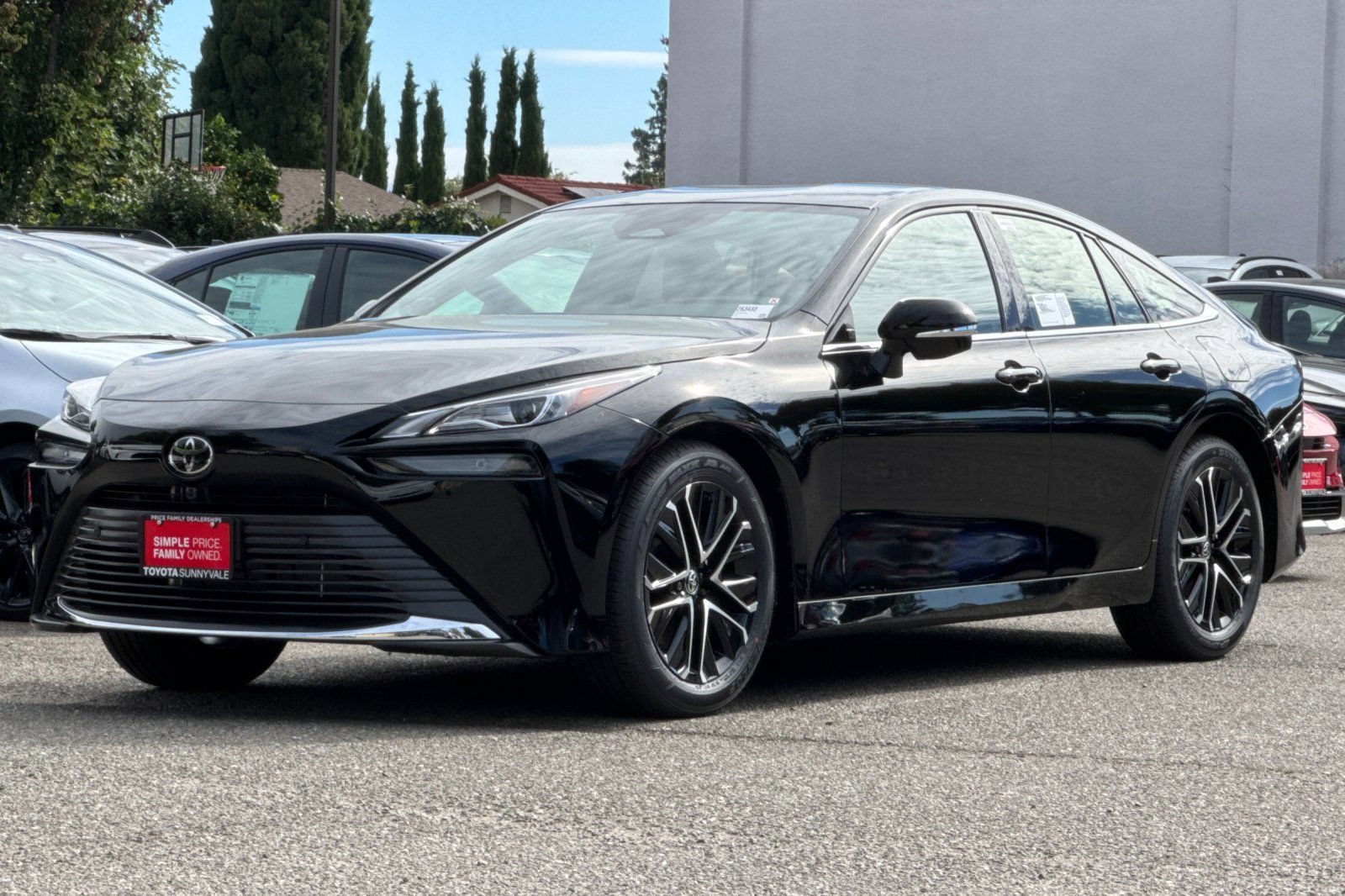 New 2026 Toyota Mirai RWD image 2