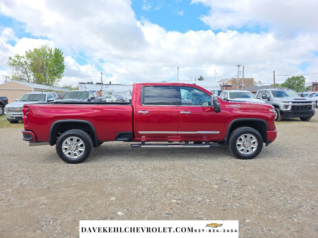 Used 2024 Chevrolet Silverado 3500 High Country w/ High Country Premium Package AWD/4WD image 8