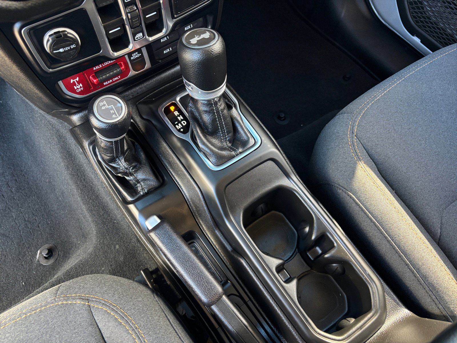 Used 2024 Jeep Wrangler Willys image 15