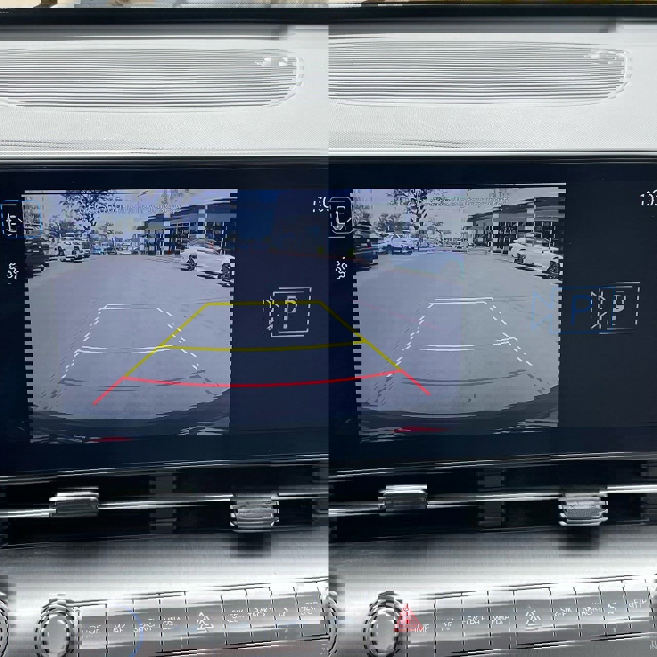 Used 2024 Hyundai Kona SEL image 18