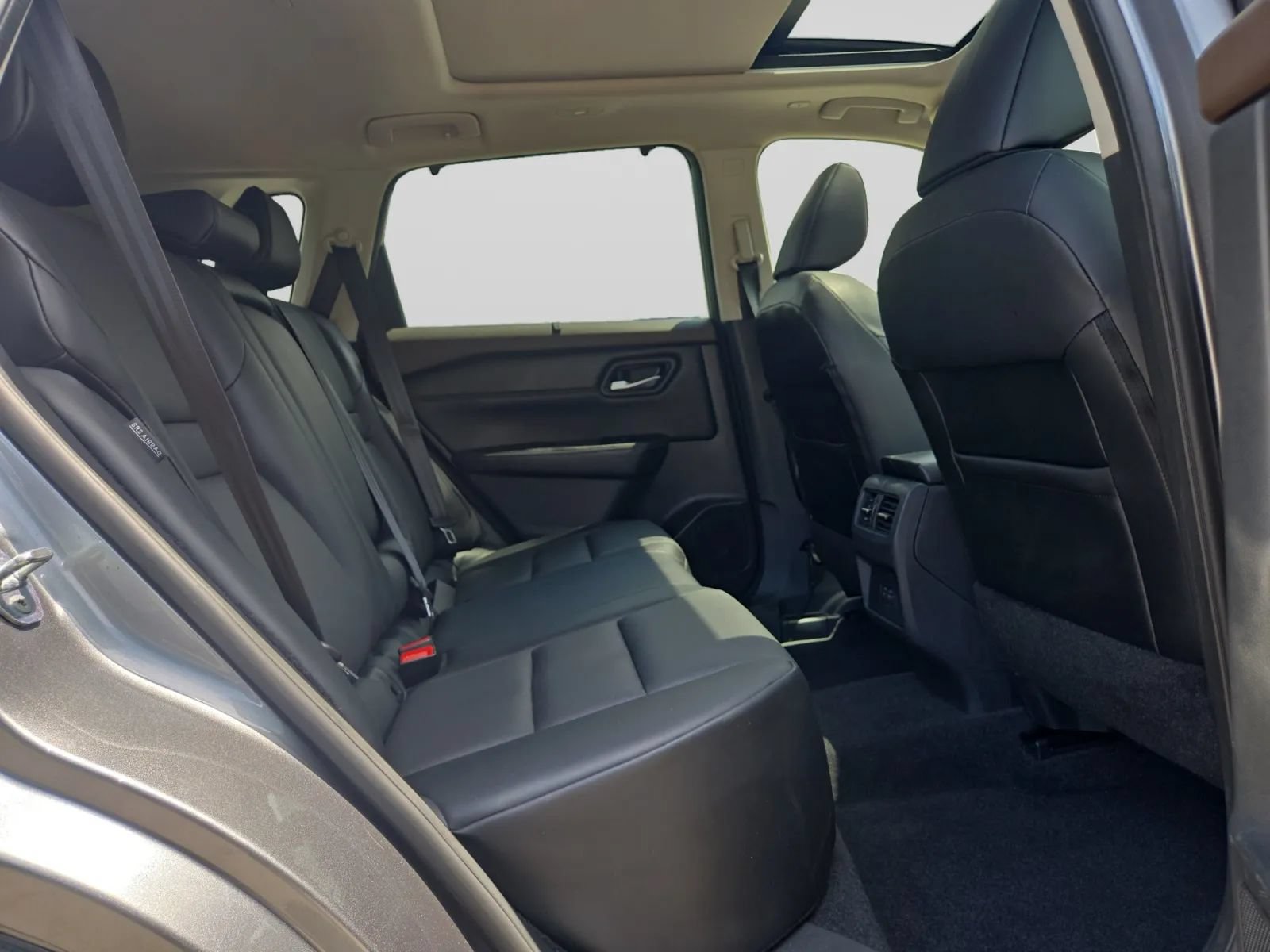 Used 2022 Nissan Rogue SV w/ SV Premium Package AWD/4WD image 31