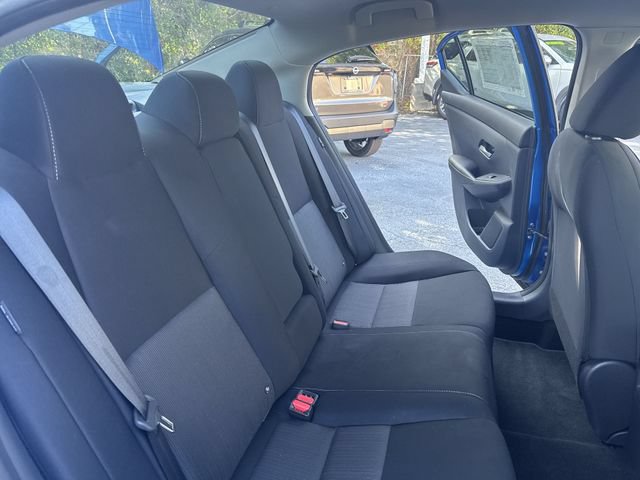 Used 2022 Nissan Sentra SV w/ Trunk Package FWD image 11