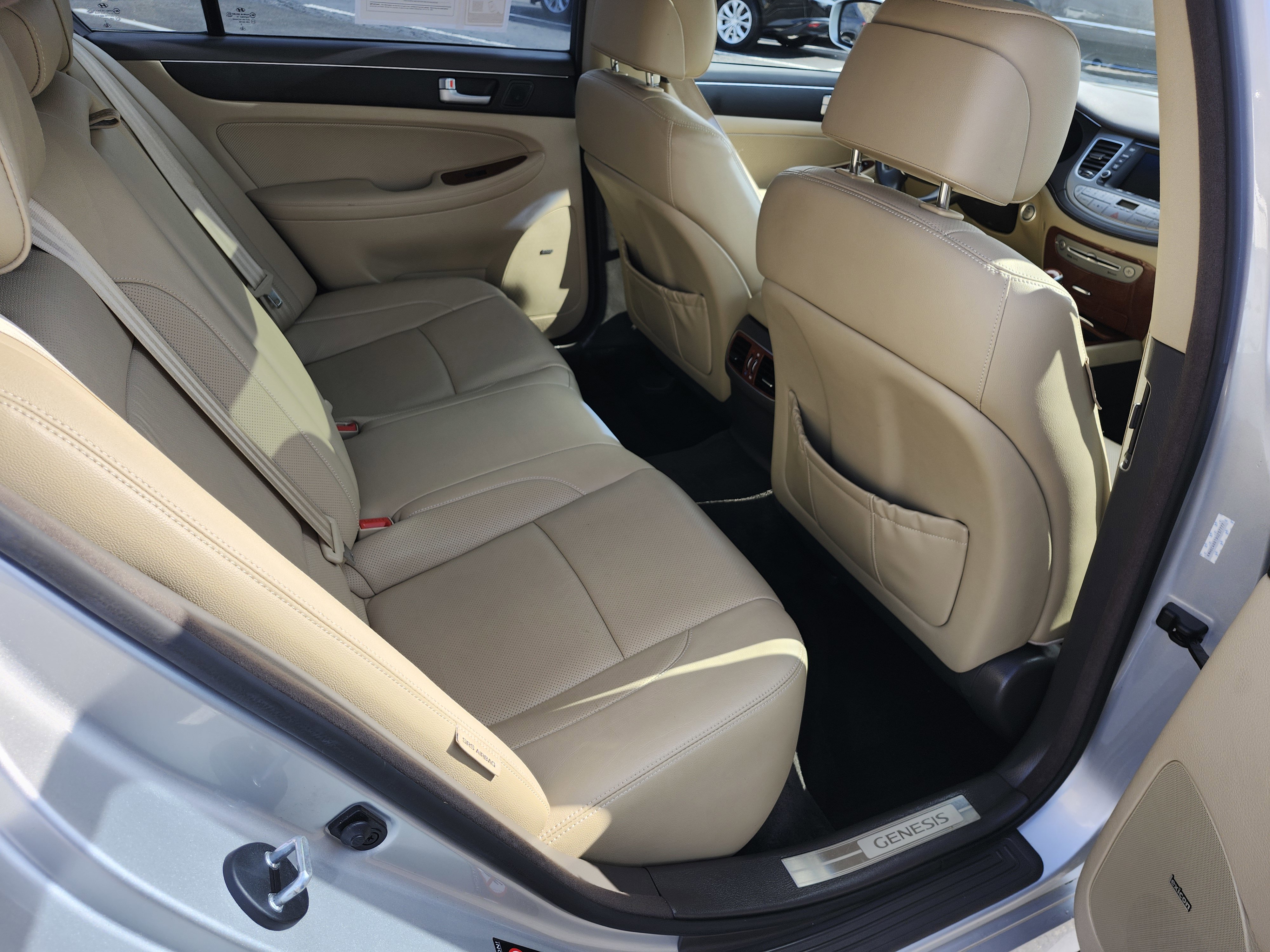 Used 2013 Hyundai Genesis 3.8 w/ Premium Pkg image 22