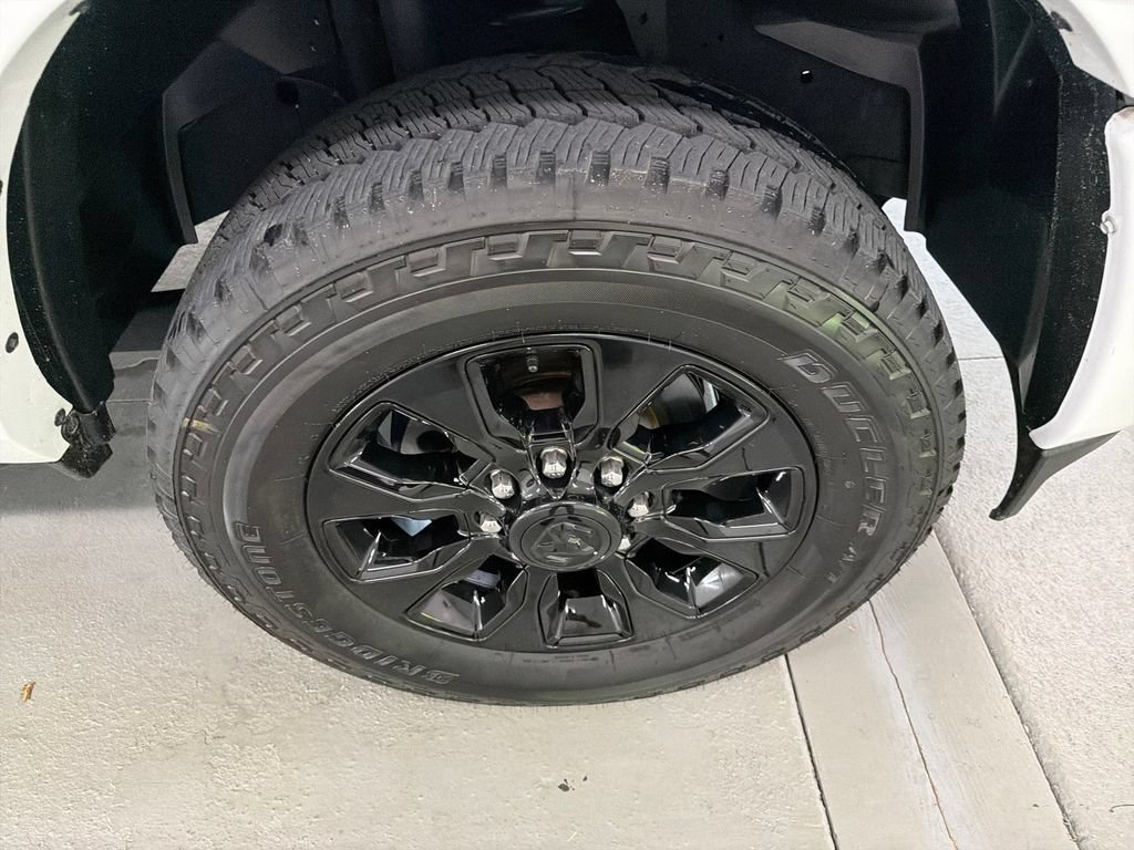 Used 2024 RAM 2500 Limited AWD/4WD image 5