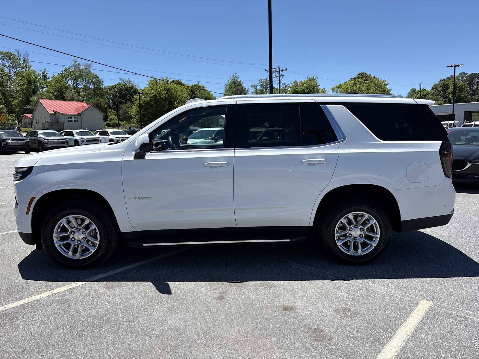 Used 2025 Chevrolet Tahoe LT AWD/4WD image 9