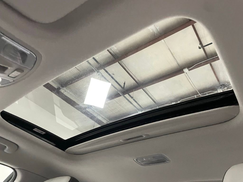 Certified 2021 Hyundai Ioniq Limited image 23