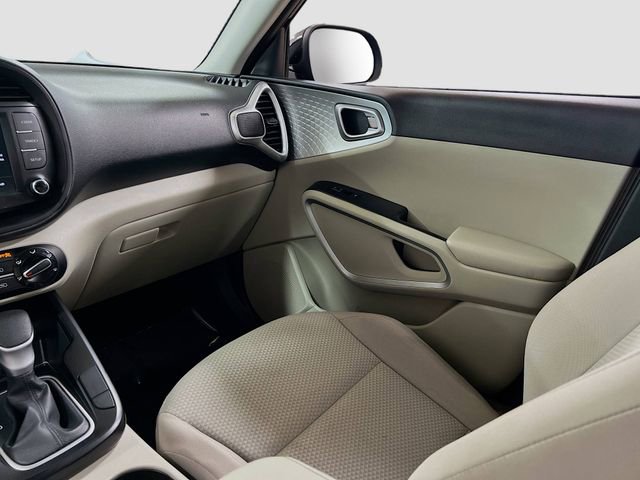 Certified 2023 Kia Soul LX w/ LX Technology Package image 21