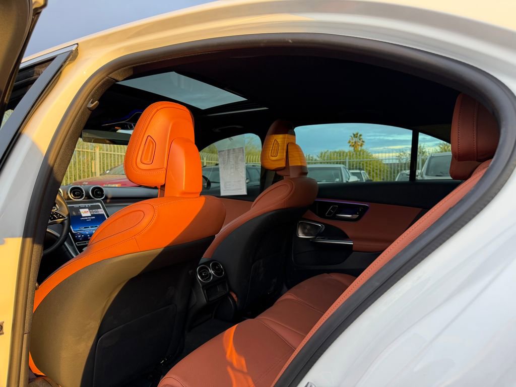 Used 2024 Mercedes-Benz C 300 Sedan image 4