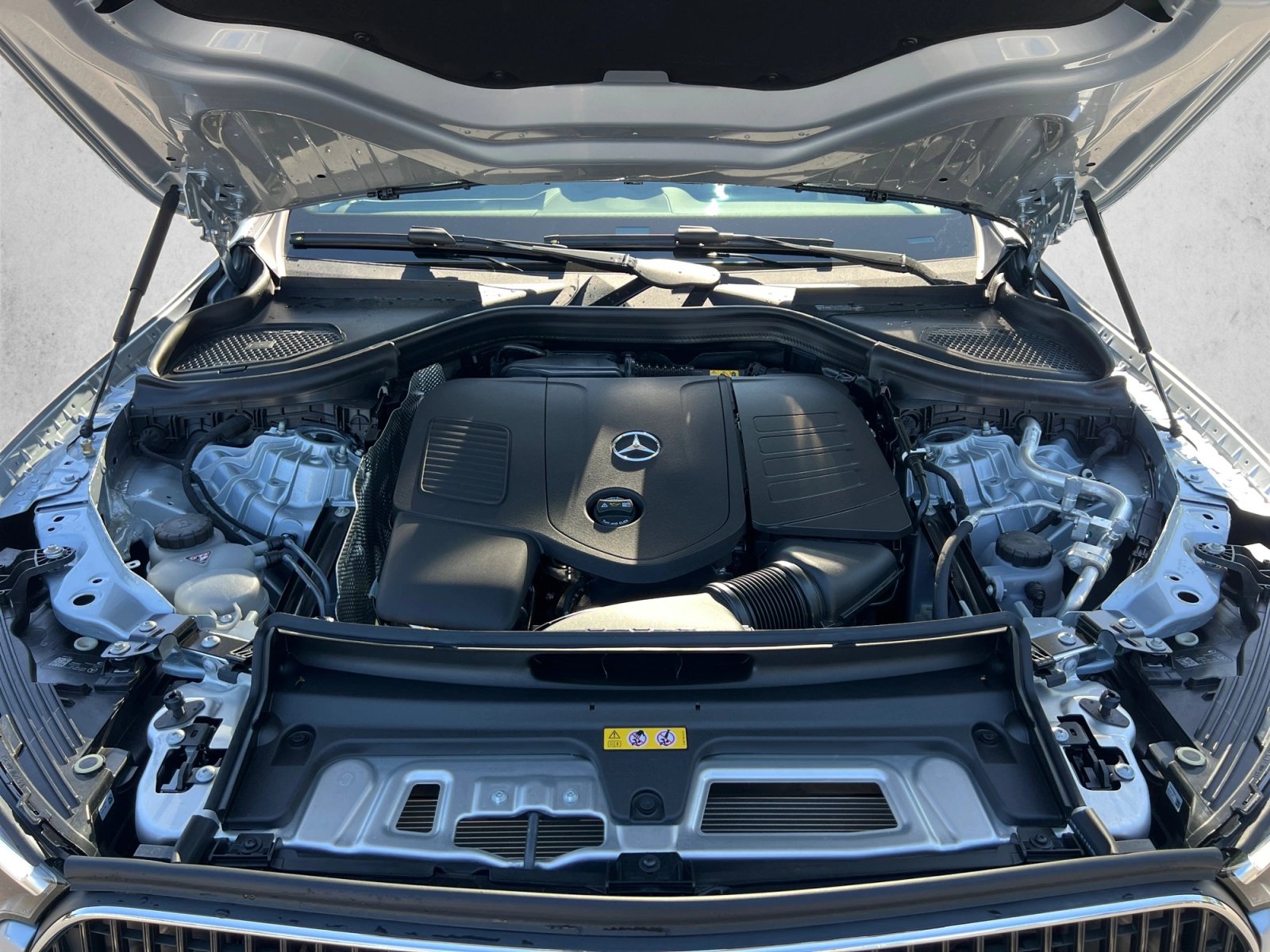 New 2026 Mercedes-Benz GLC 300 4MATIC image 18