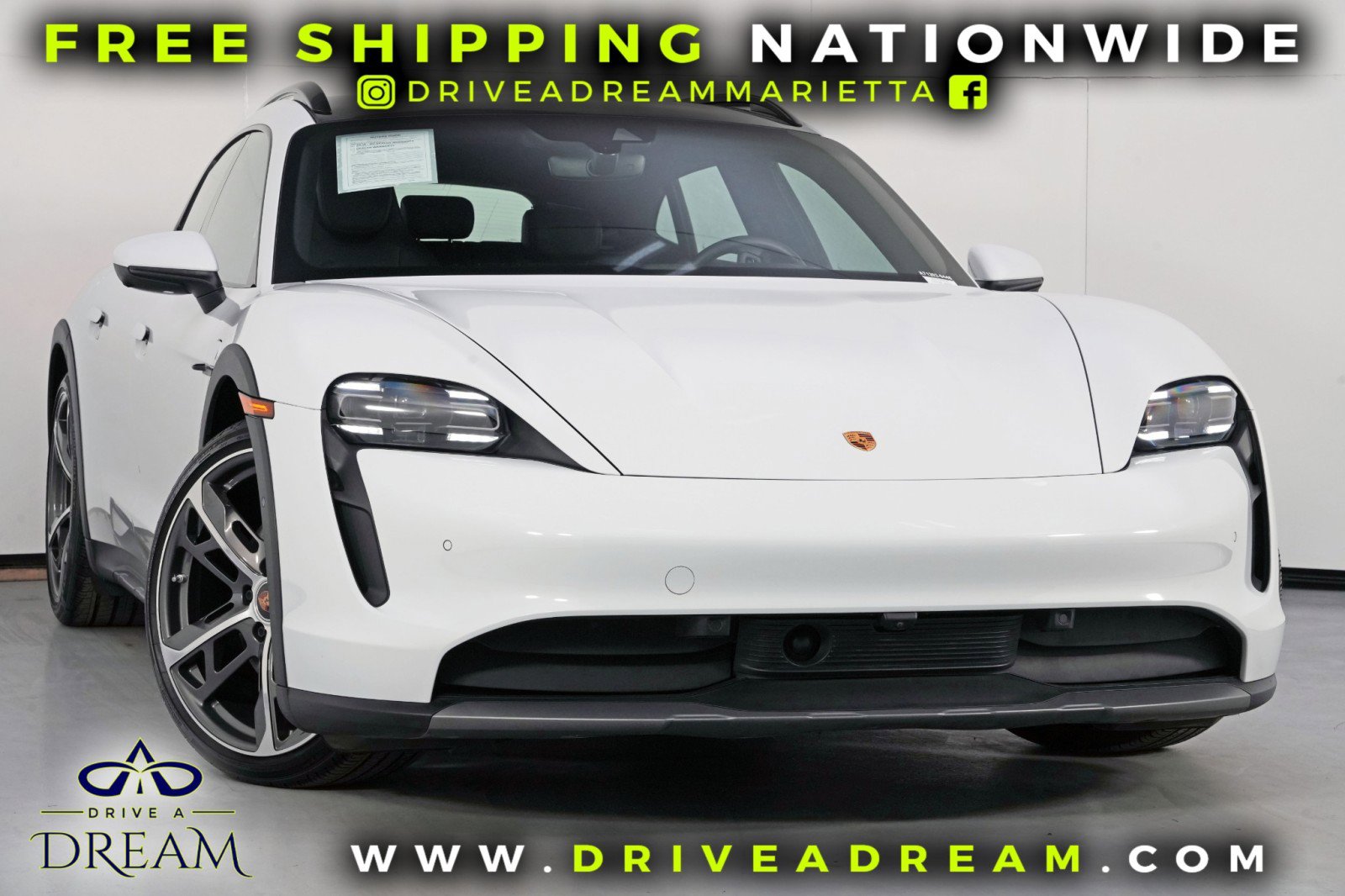 Used 2021 Porsche Taycan 4 Cross Turismo w/ Premium Package image 2