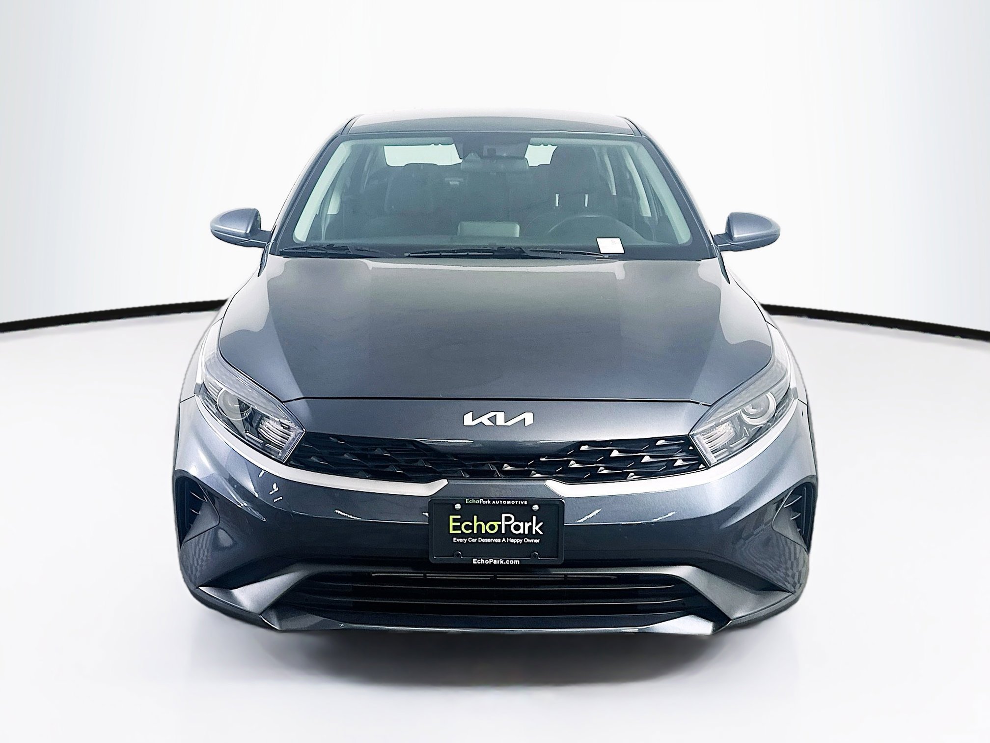 Used 2024 Kia Forte LXS FWD image 2