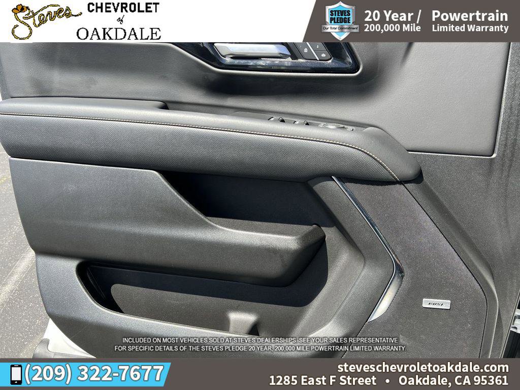 Used 2025 Chevrolet Tahoe Premier AWD/4WD image 27
