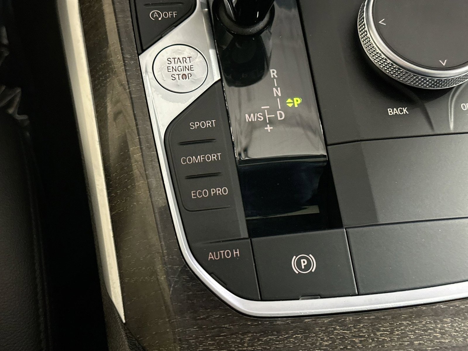 Used 2020 BMW 330i xDrive Sedan w/ Convenience Package image 30