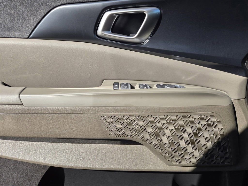 New 2026 Kia Carnival image 16
