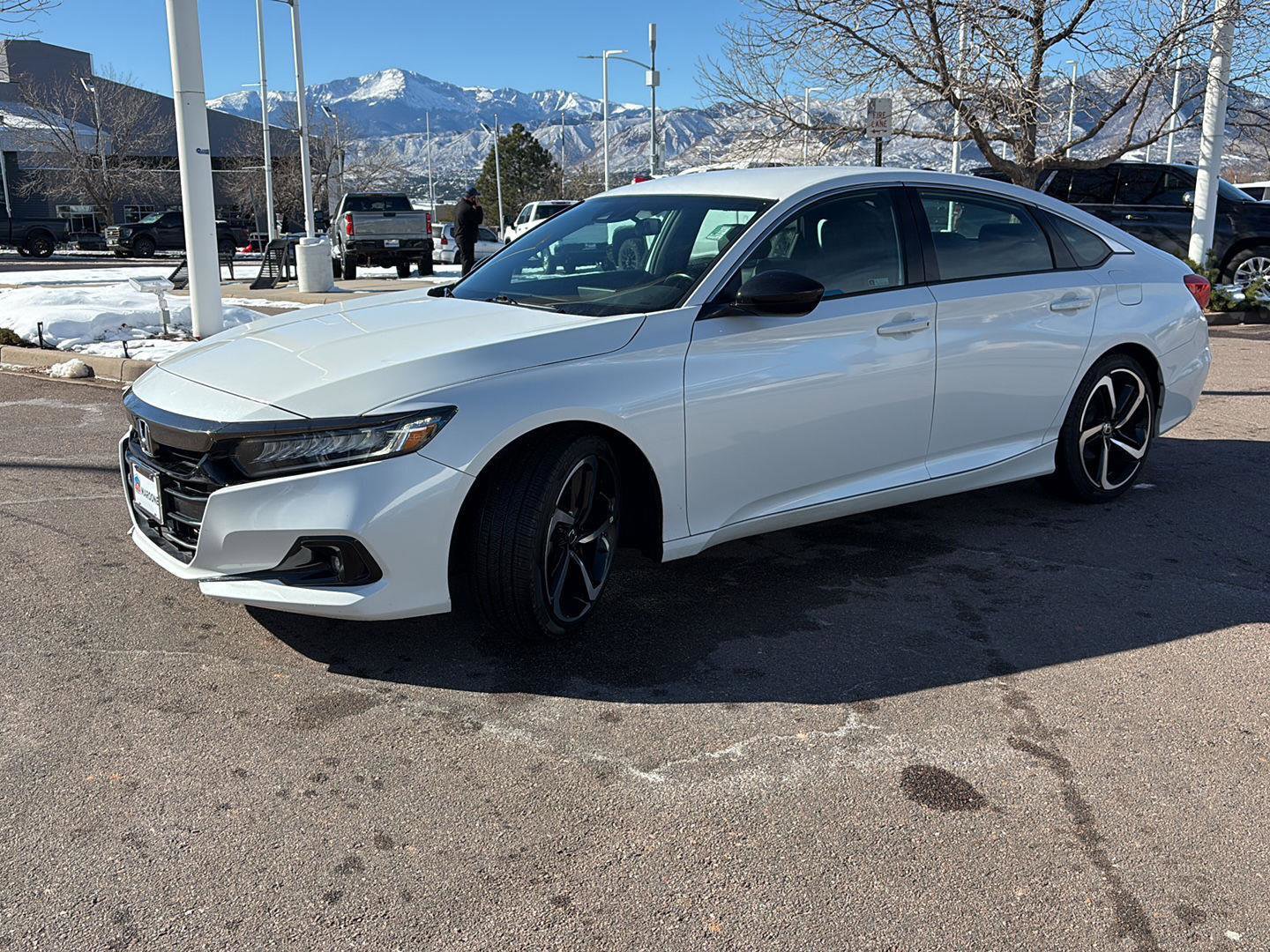 Used 2021 Honda Accord Sport image 3