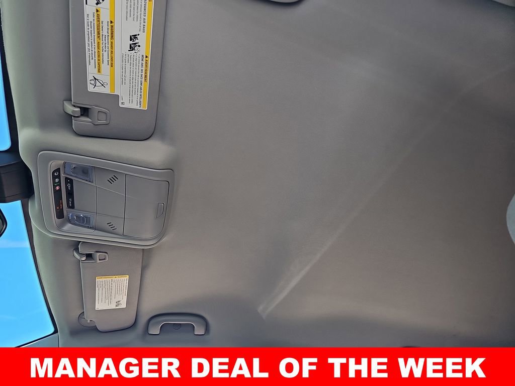 Used 2023 Chevrolet Equinox LT w/ LPO, Floor Liner Package image 29