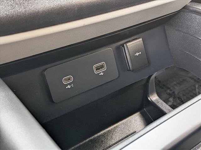 Used 2020 Land Rover Defender 110 HSE image 30