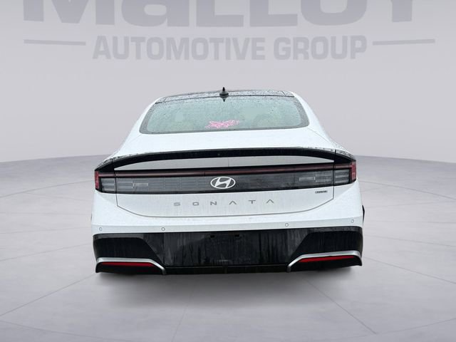 Used 2025 Hyundai Sonata Limited image 4