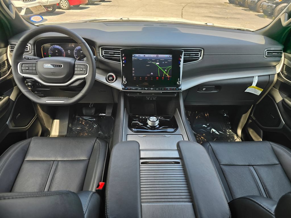 Used 2025 Jeep Wagoneer Series II w/ Premium Group I AWD/4WD image 5