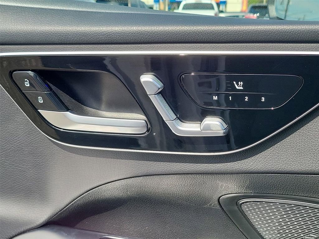 Used 2024 Mercedes-Benz C 300 Sedan image 40