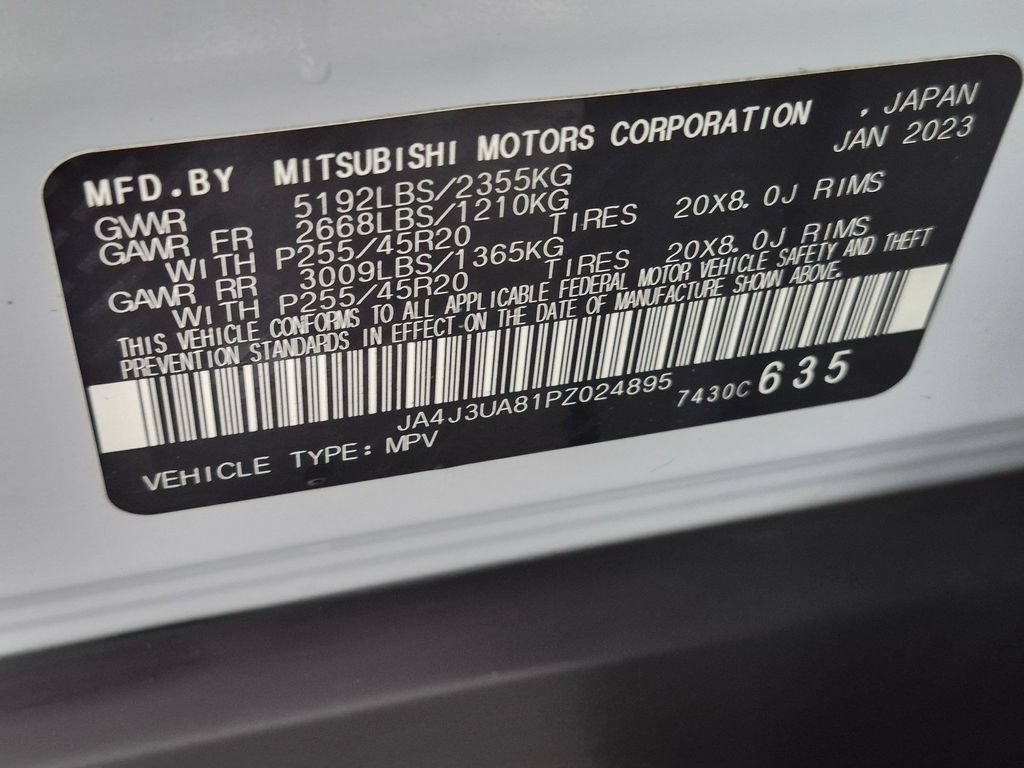 Used 2023 Mitsubishi Outlander SE FWD image 36