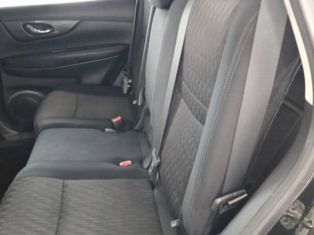 Used 2019 Nissan Rogue SV AWD/4WD image 14