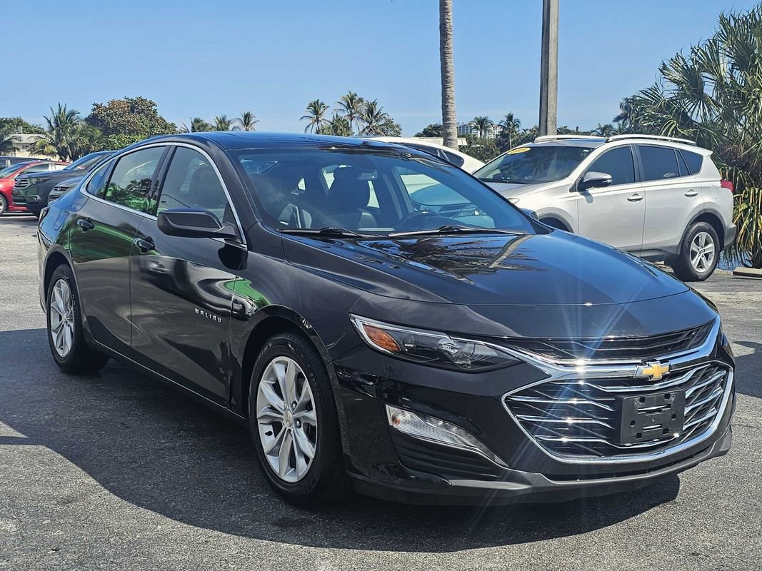 Used 2019 Chevrolet Malibu LT w/ Leather Package image 17