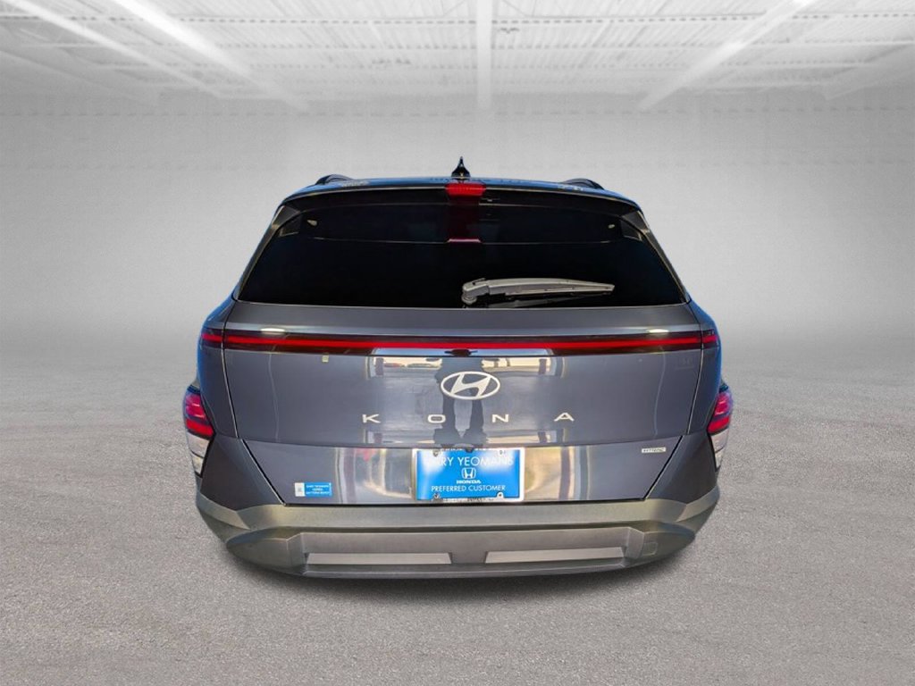 Used 2025 Hyundai Kona SEL AWD/4WD image 6