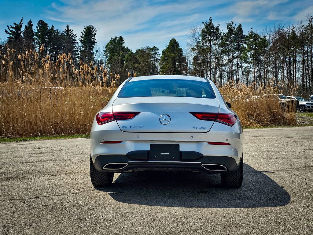 Used 2023 Mercedes-Benz CLA 250 4MATIC image 4