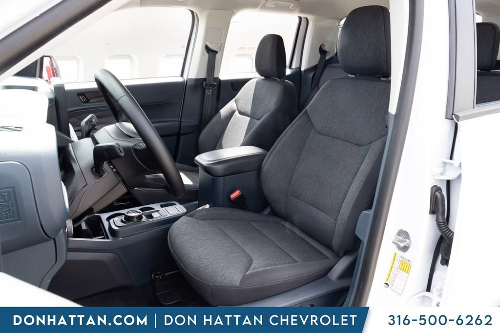 Used 2025 Ford Maverick XLT w/ XLT Luxury Package AWD/4WD image 13