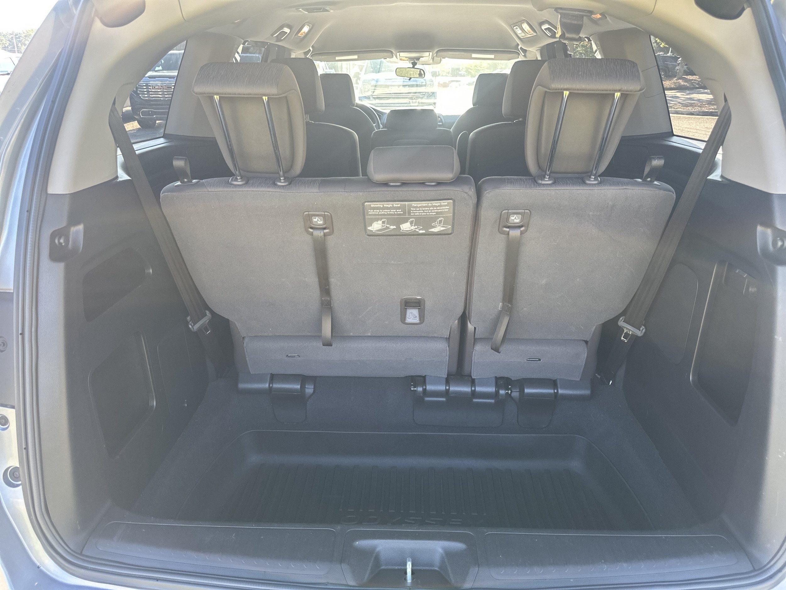 Used 2019 Honda Odyssey EX image 17