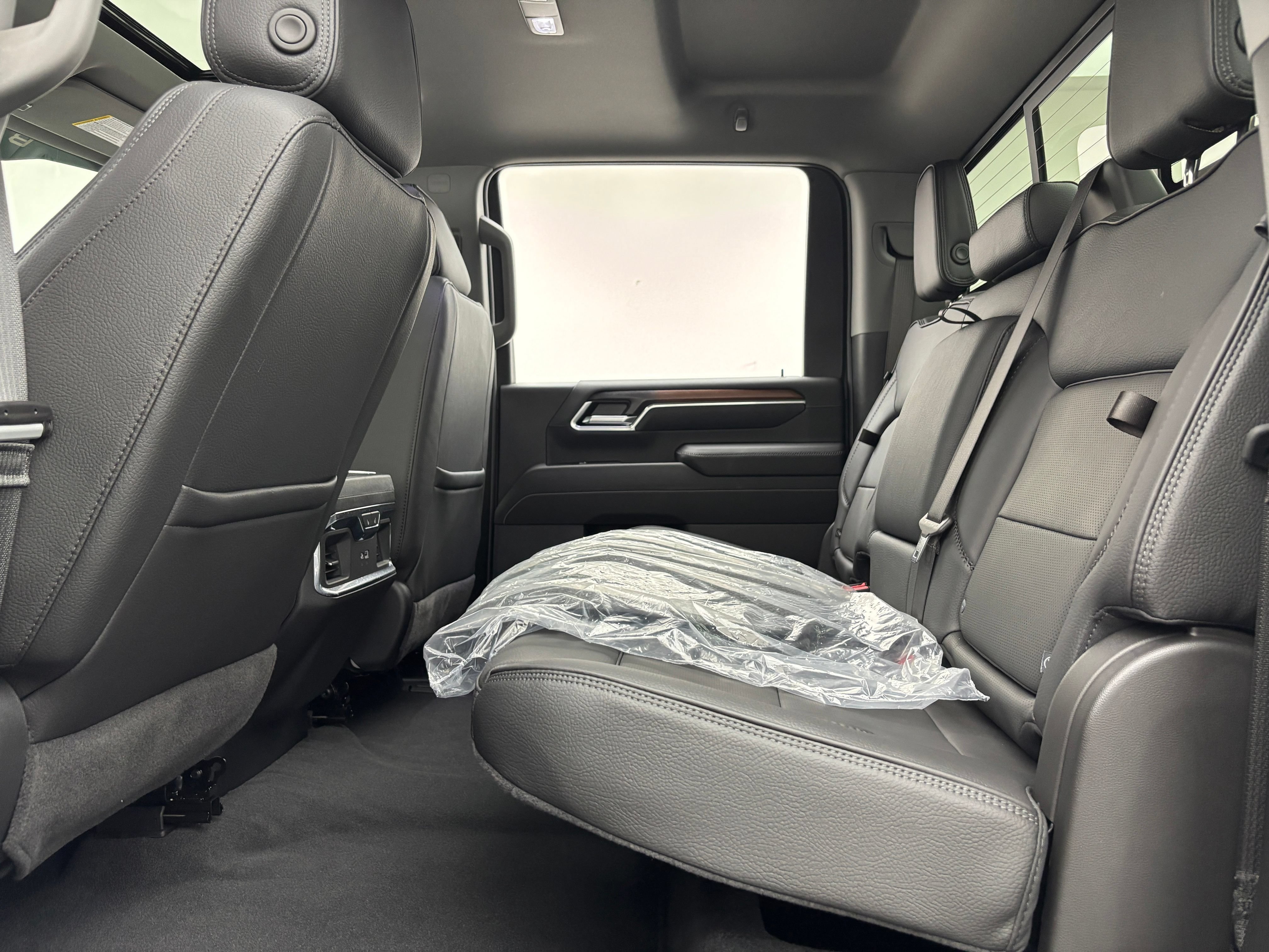 New 2026 GMC Sierra 2500 Denali w/ Denali Reserve Package AWD/4WD image 45