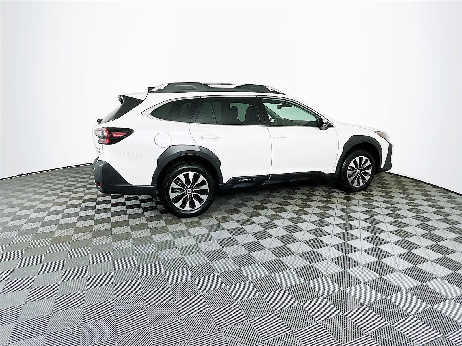 Certified 2025 Subaru Outback Touring image 11