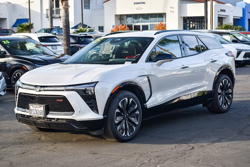 New 2025 Chevrolet Blazer EV RS w/ Super Cruise Package AWD/4WD image 4