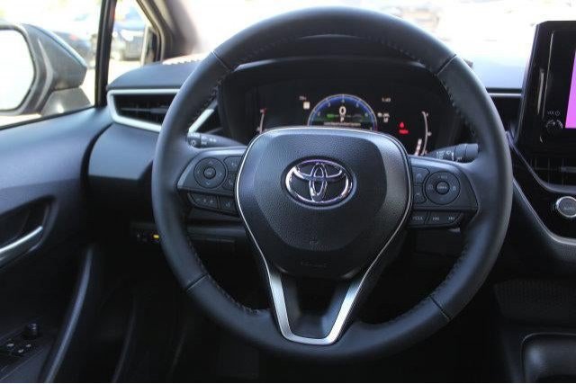 Certified 2026 Toyota Corolla SE FWD image 39