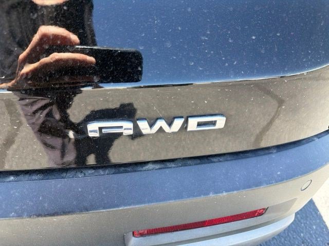 Used 2021 GMC Acadia AT4 w/ Trailering Package AWD/4WD image 7