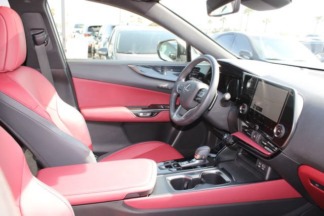 Certified 2024 Lexus NX 250 FWD w/ Cold Area Package image 5