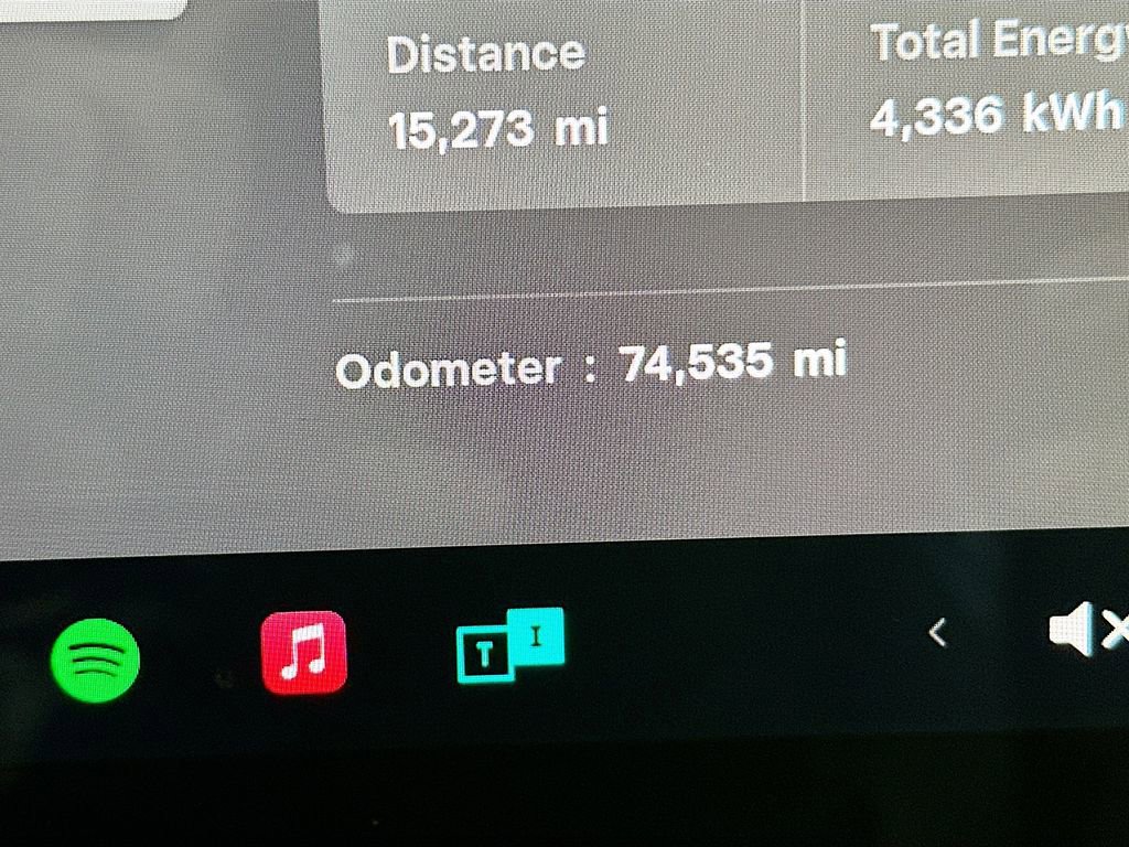 Used 2018 Tesla Model 3 Long Range image 12