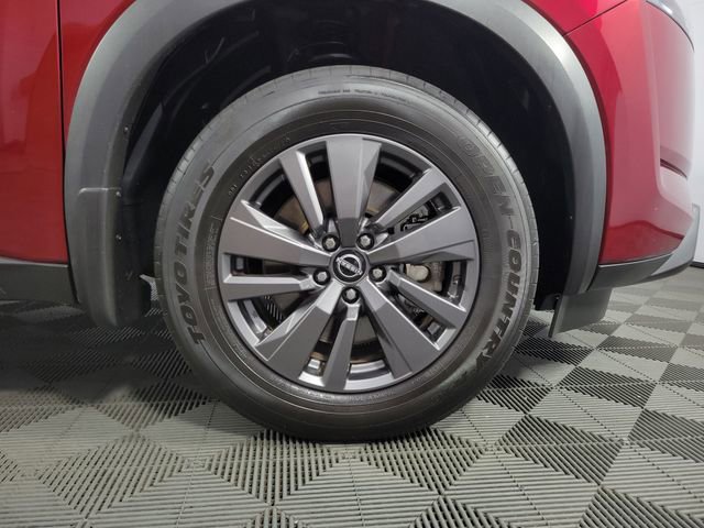 Used 2023 Nissan Pathfinder SV image 12