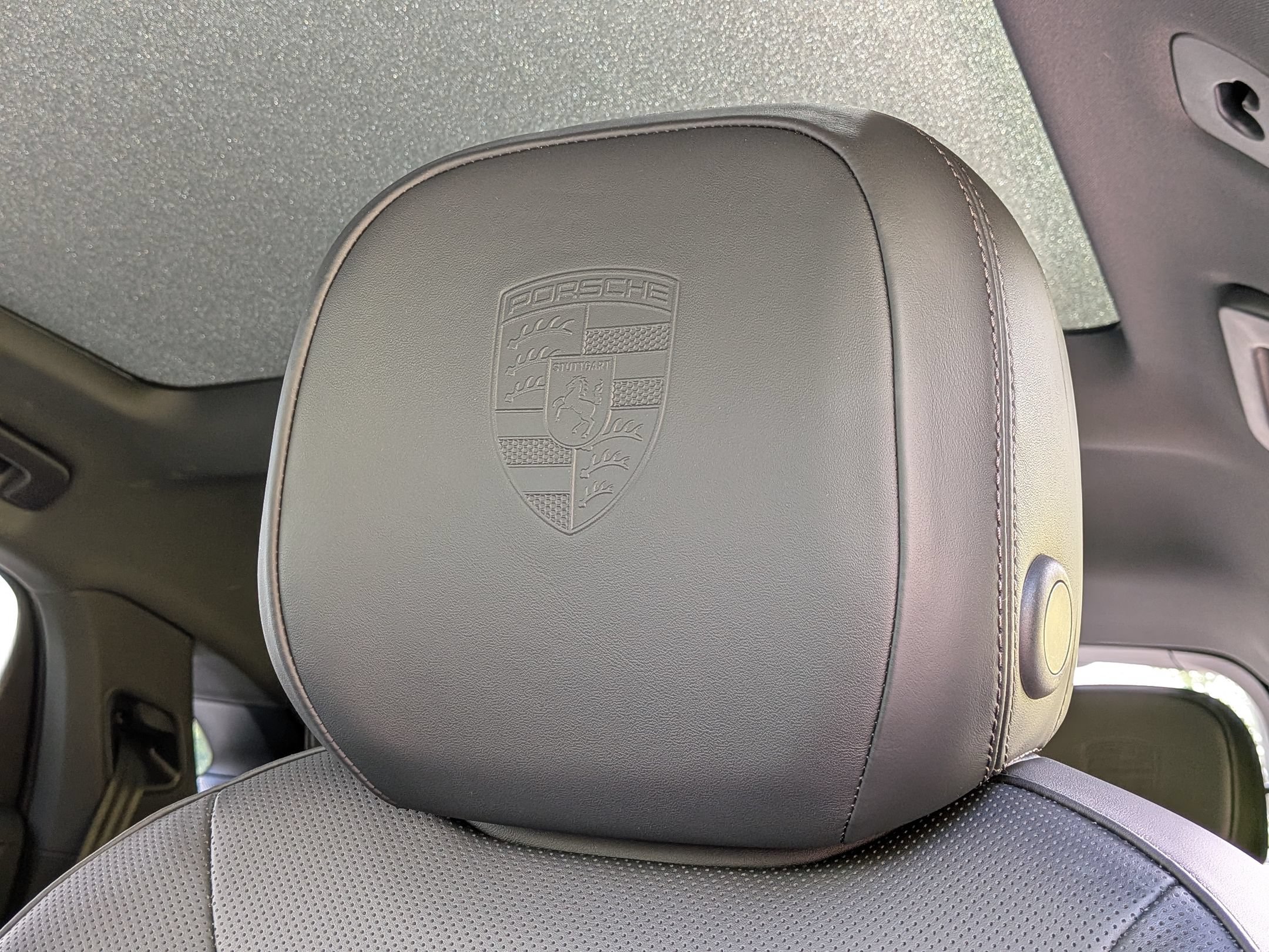 Certified 2026 Porsche Cayenne S AWD/4WD image 6