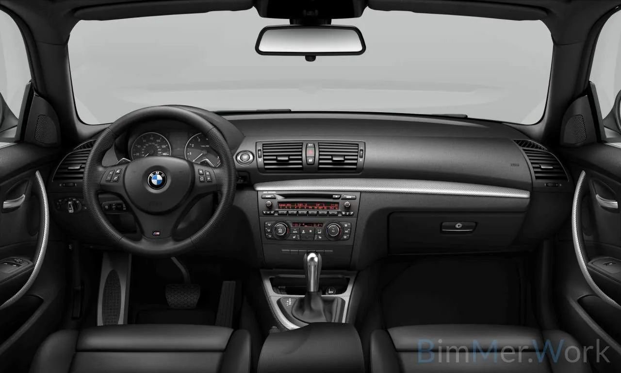 Used 2013 BMW 128i Coupe RWD image 2