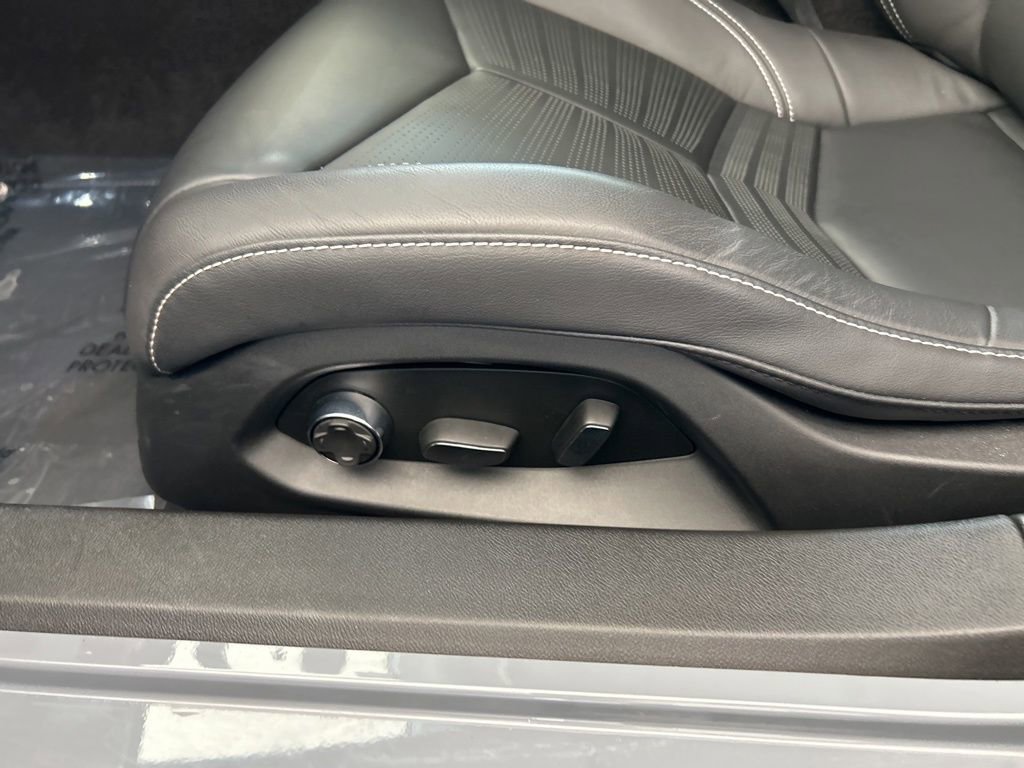 Used 2025 Chevrolet Corvette Z06 RWD image 47