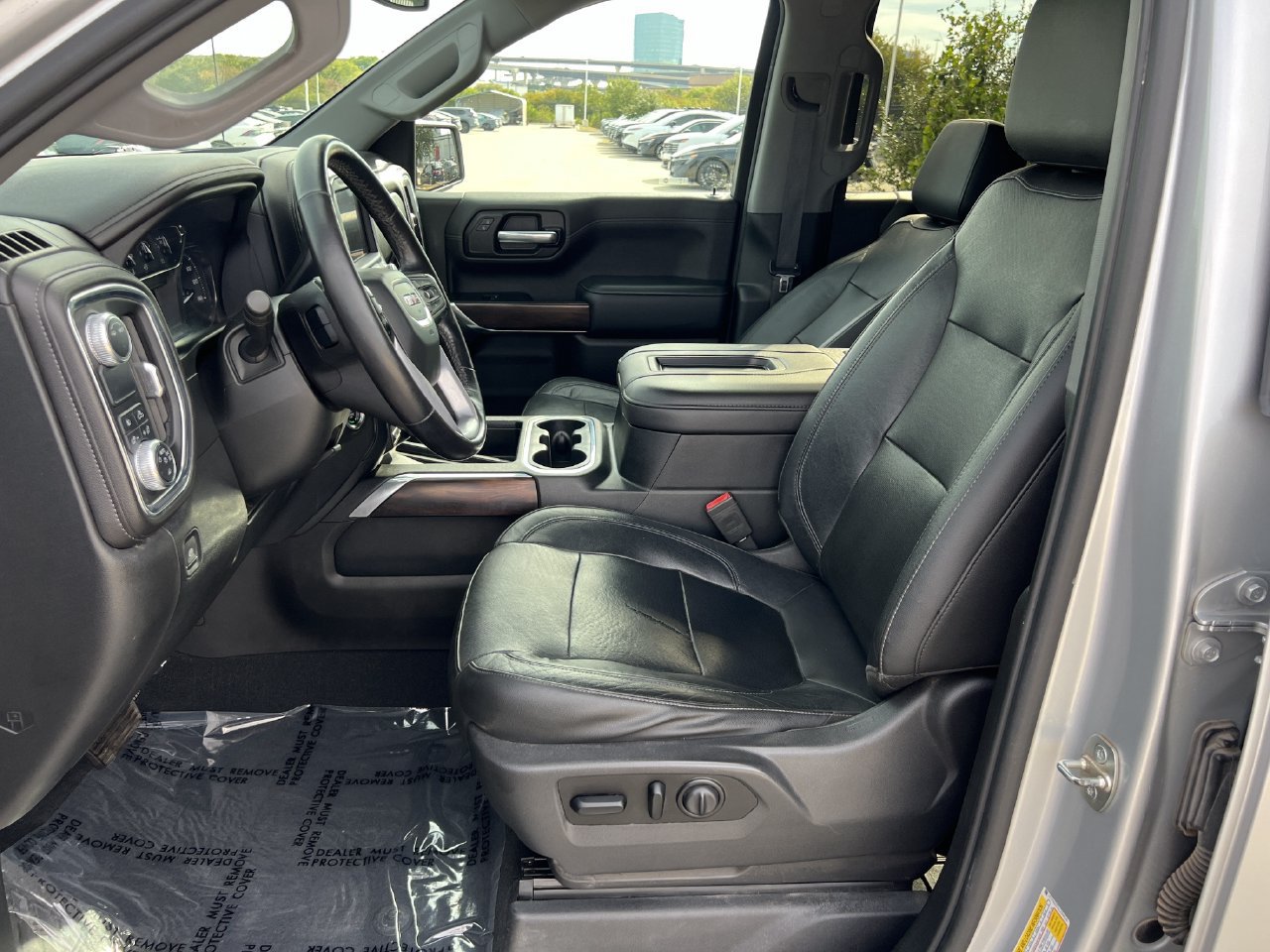 Used 2020 GMC Sierra 1500 SLT RWD image 10