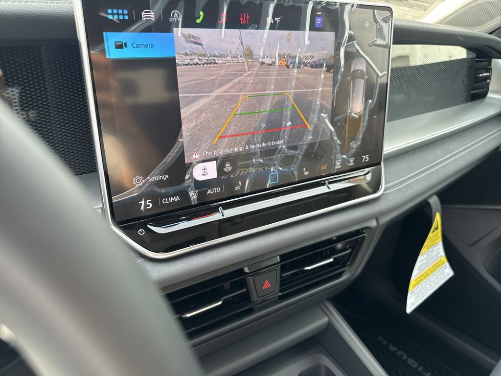 New 2026 Volkswagen Tiguan SE FWD image 22