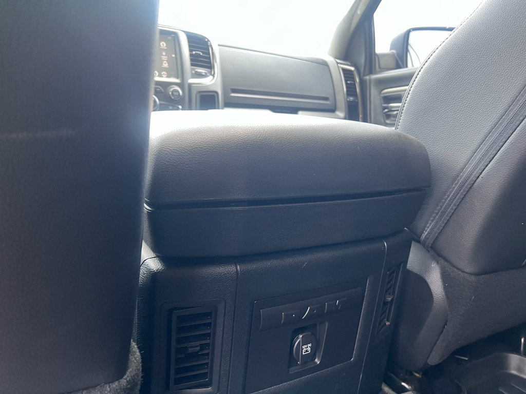 Used 2017 RAM 1500 Sport w/ Black Ram 1500 Sport Group AWD/4WD image 17